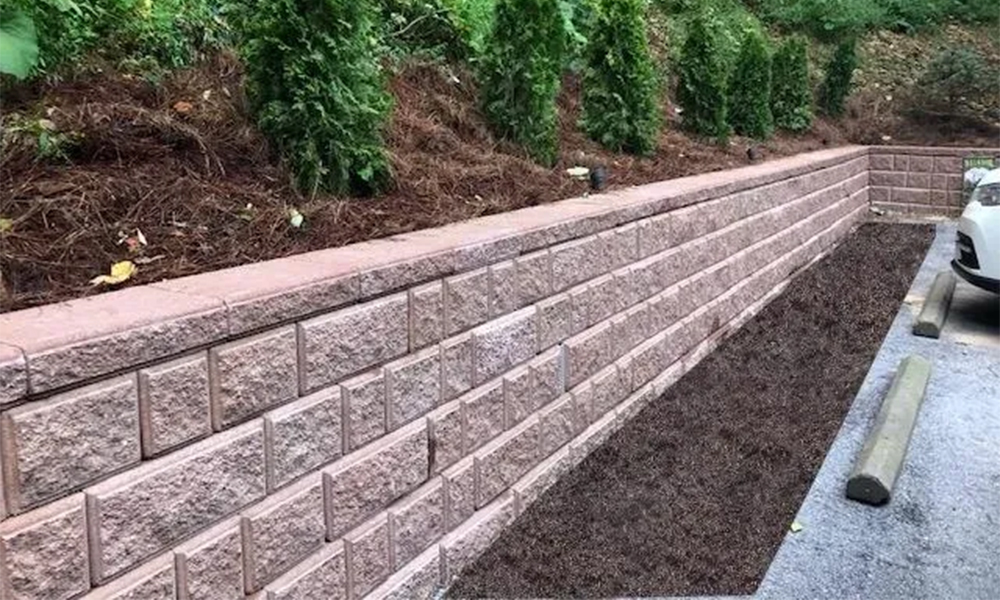 design and build retaining walls in Knoxville TN